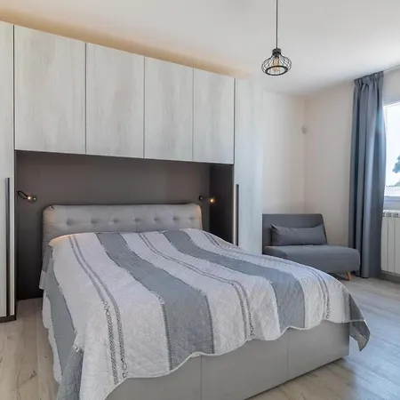 公寓 Casa Sole E Mare 波扎洛